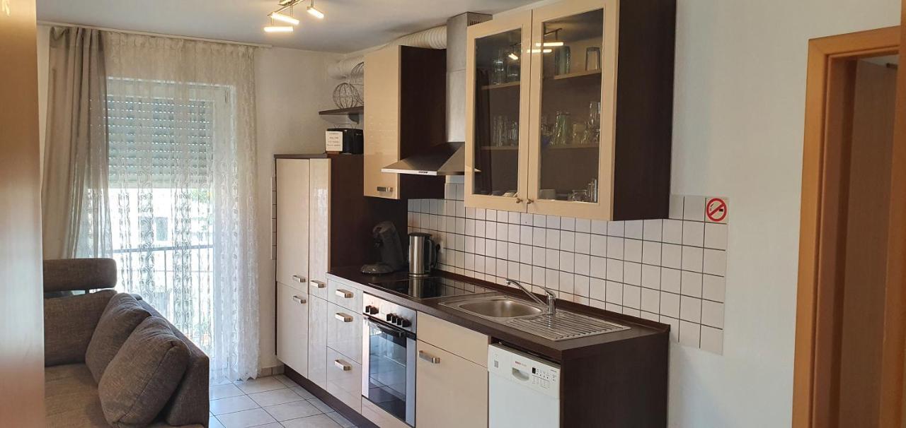 Outletcity Ferienwohnung 2 Metzingen  Exteriör bild