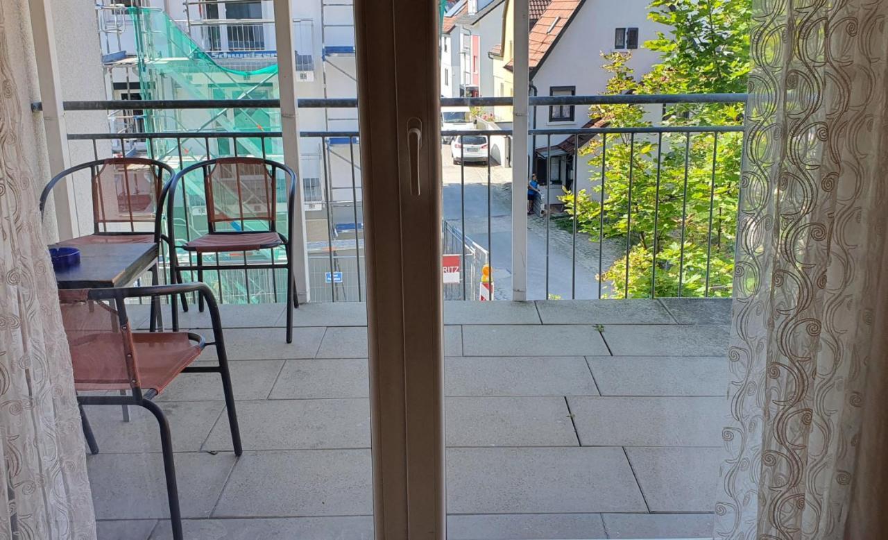 Outletcity Ferienwohnung 2 Metzingen  Exteriör bild